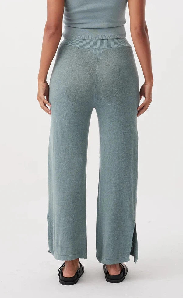 Brie Pant - Storm