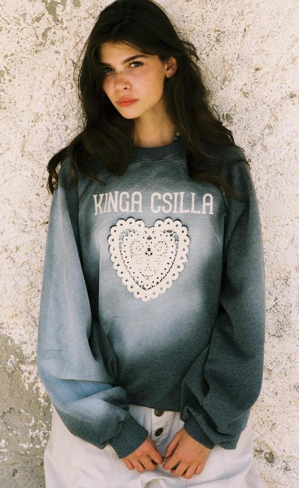 Day Hearts Med Jumper