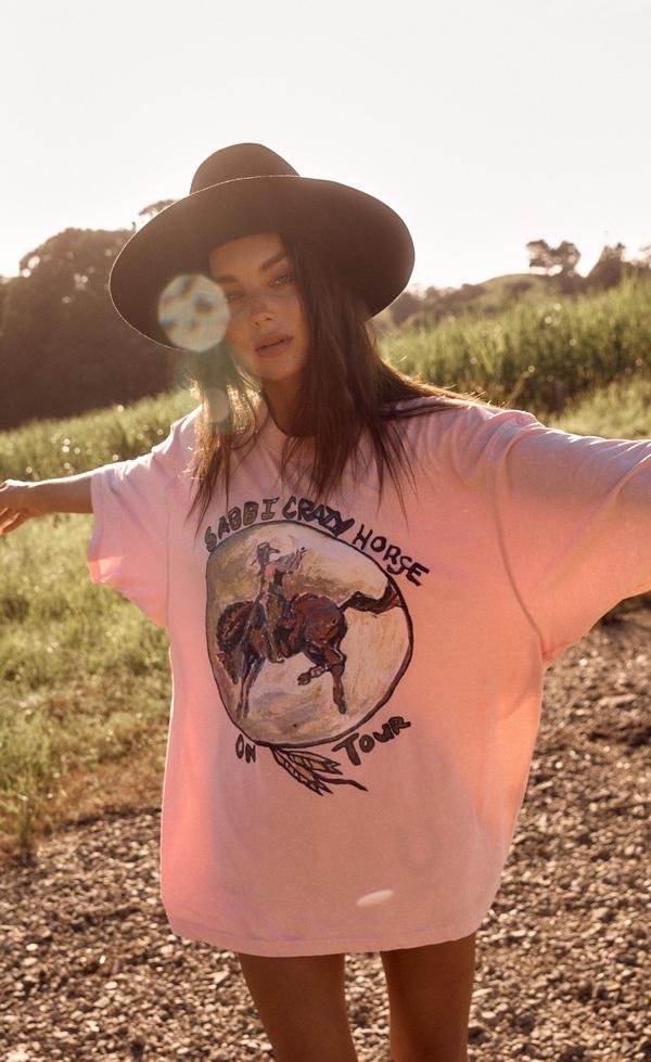 Crazy Horse Tee - lilac