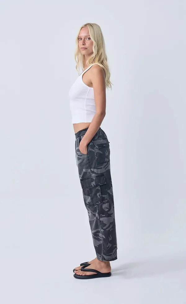 Washed Camo -Black
