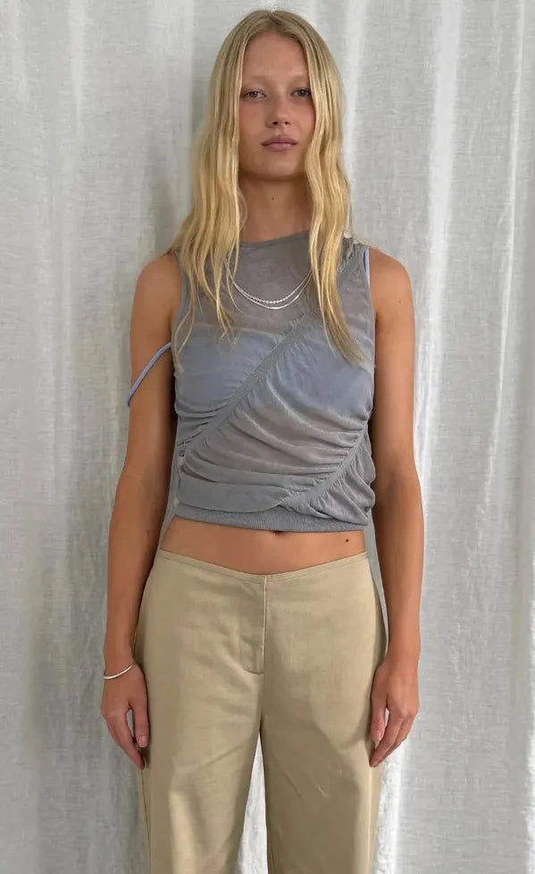 Hana Top