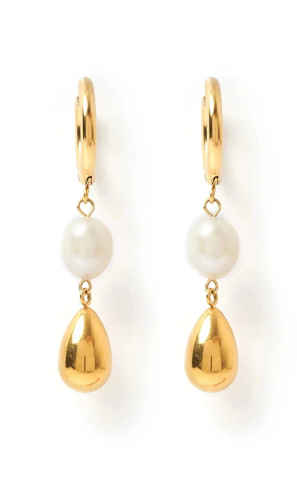 Arianna Pearl & Gold Earrings