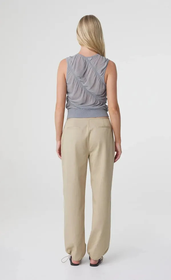Hana Top