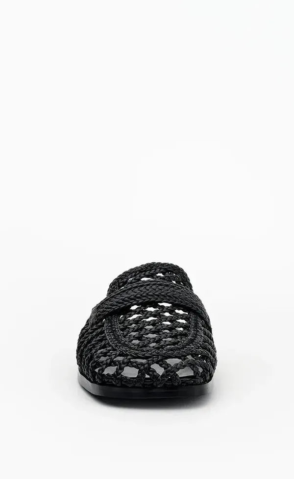 Krissy Black Weave