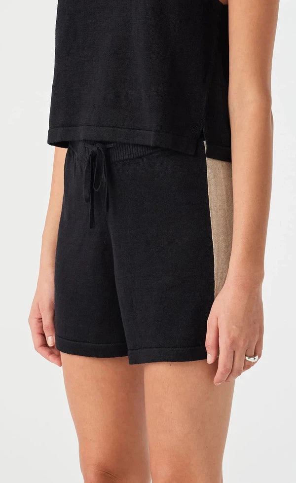 Larri Linen Knit Short - Black & Taupe