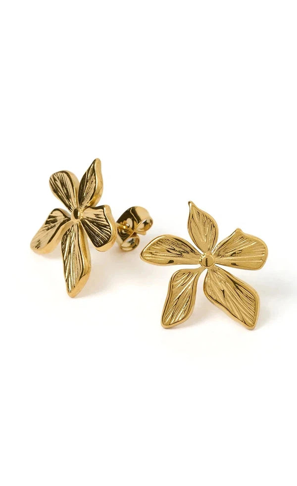 Lily Gold Earrings