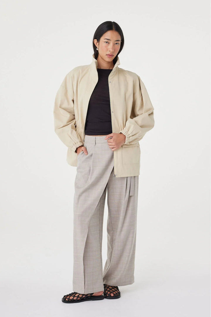 Amari Jacket Beige