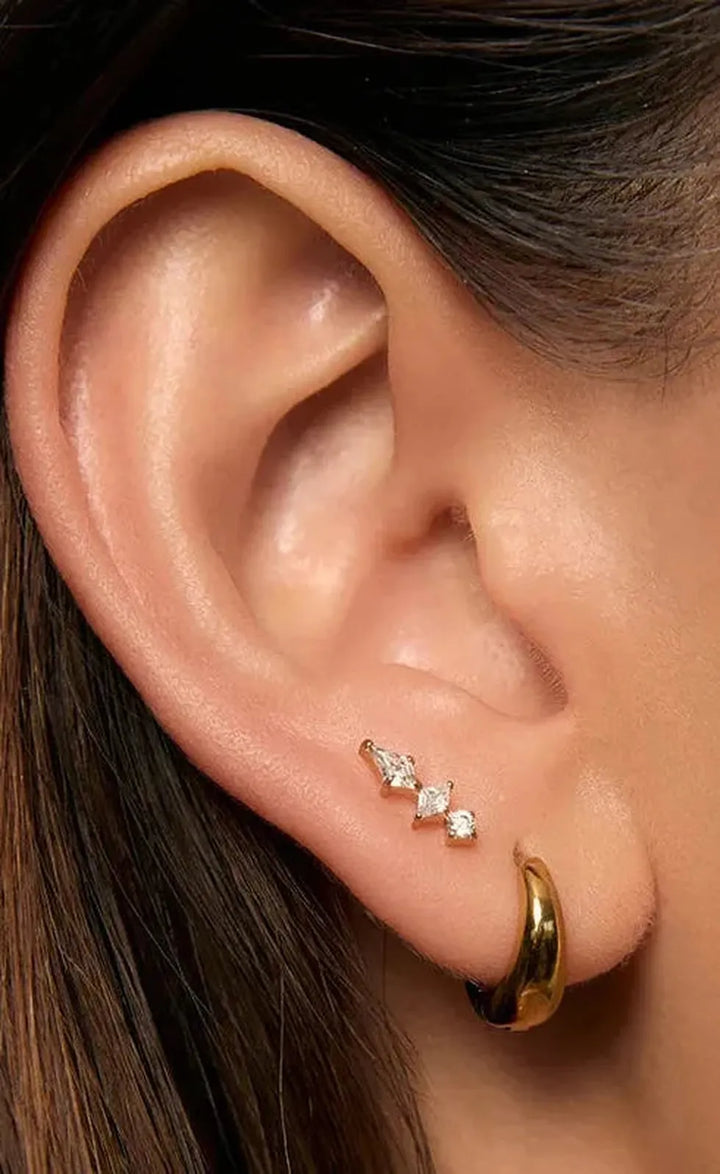 Ava Flat Back Earring