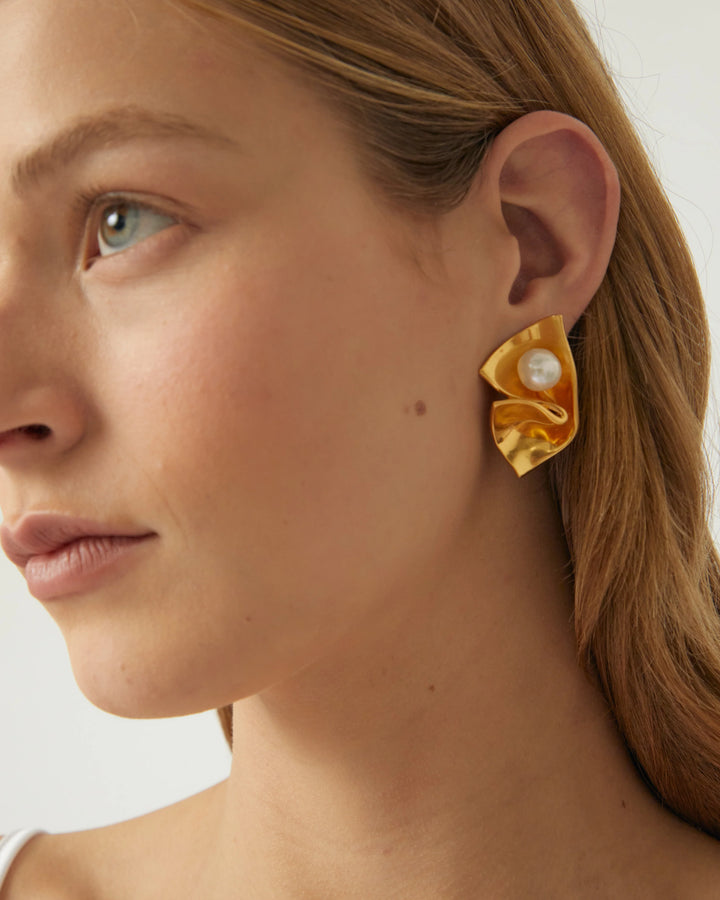 Naia Earrings