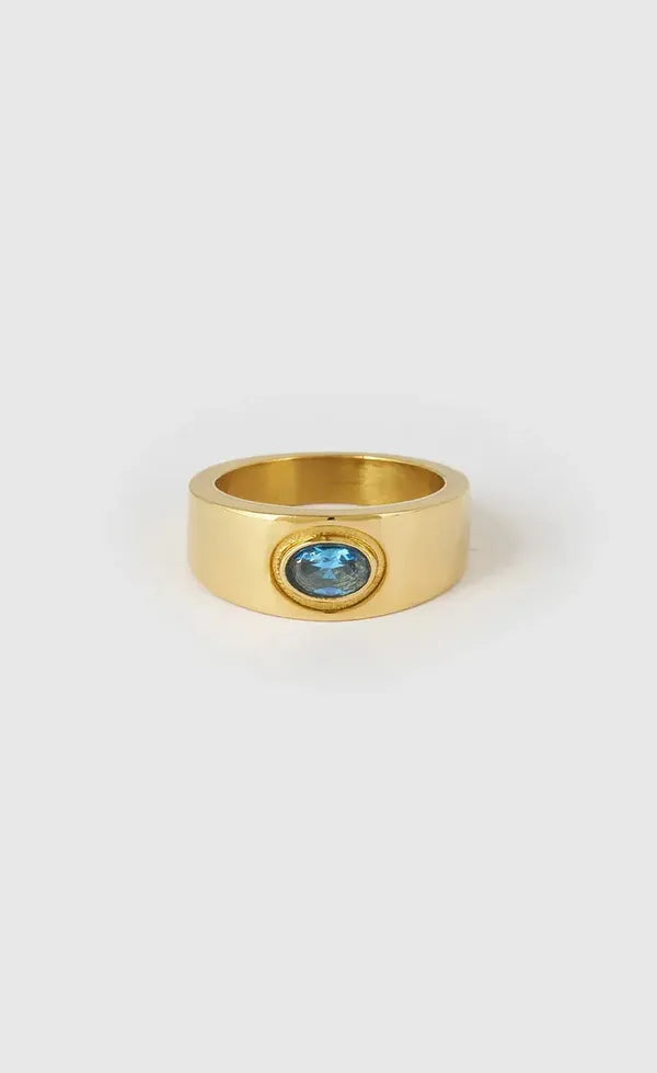 Neve Gold Ring - Sapphire