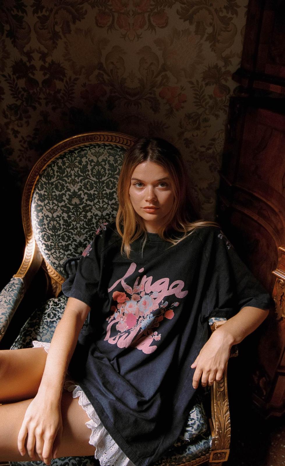 Petal Sunset Tee