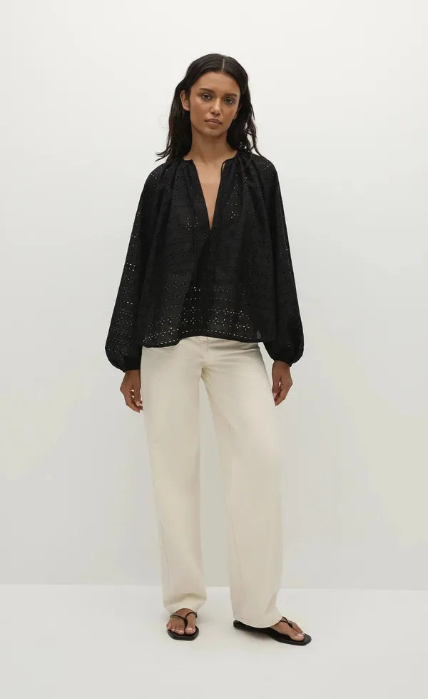 Thora Blouse Agnes Broderie Anglaise Black