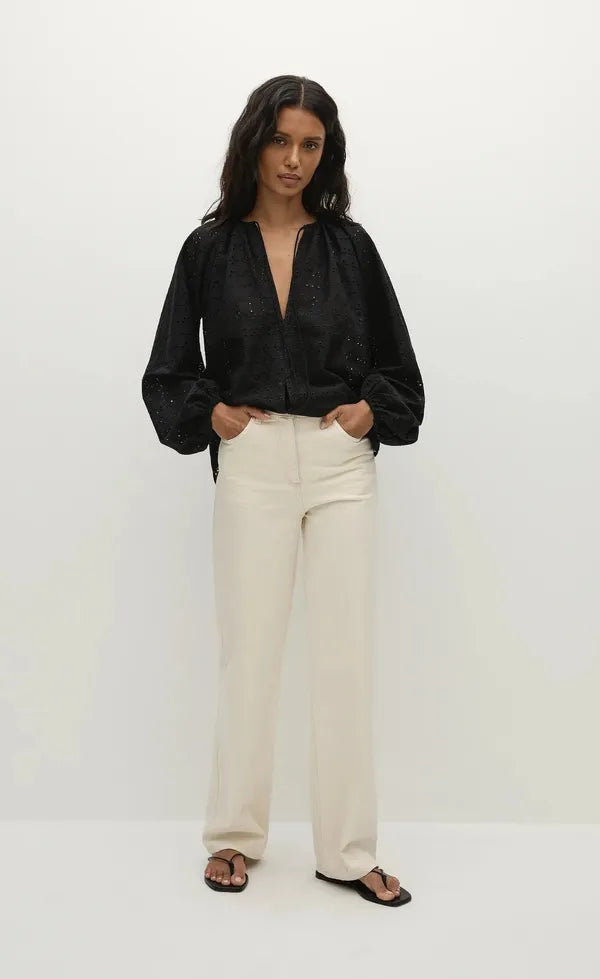 Thora Blouse Agnes Broderie Anglaise Black