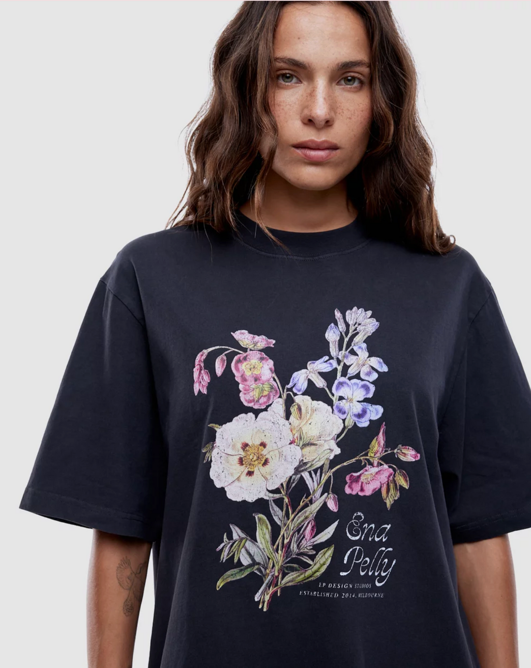 Bouquet Tee - Vintage Black