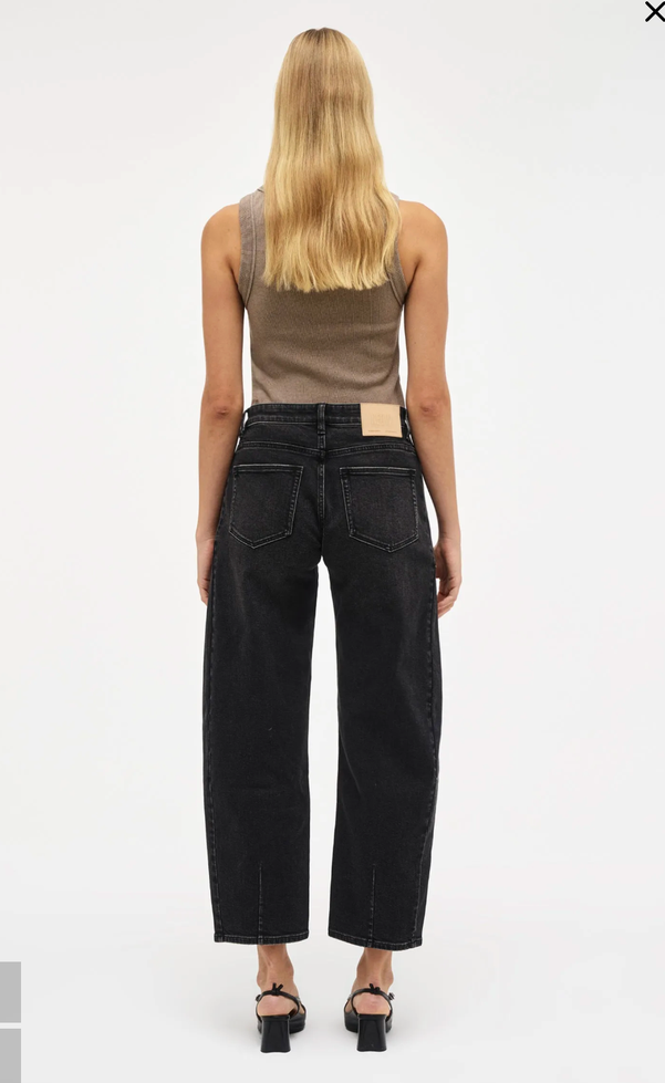 Amber Barrel - Wanted Washed Black