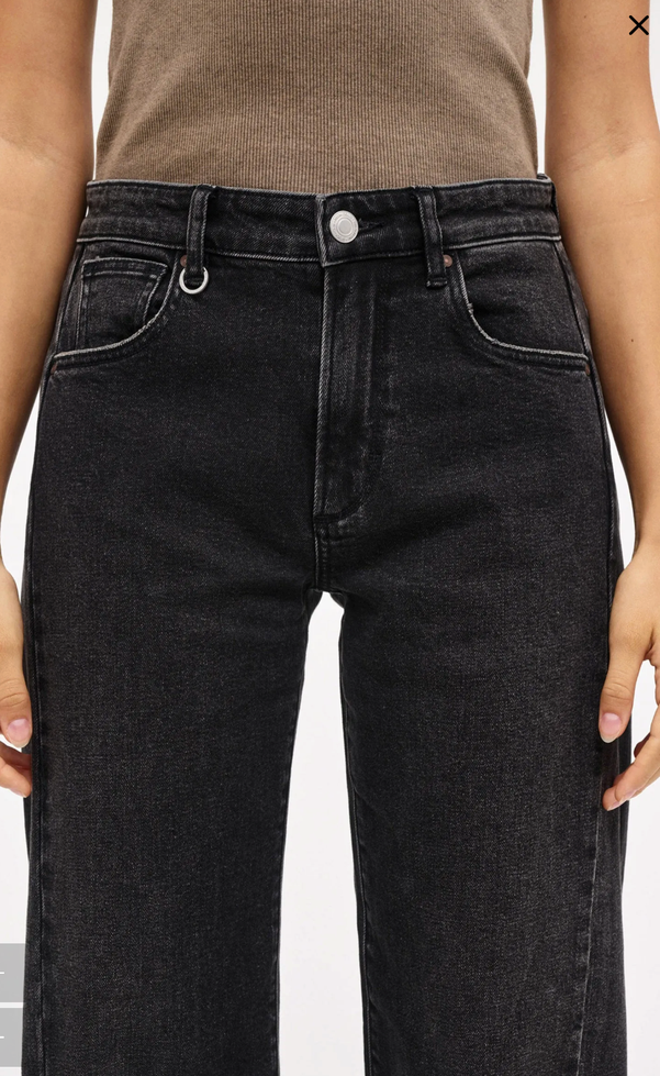 Amber Barrel - Wanted Washed Black