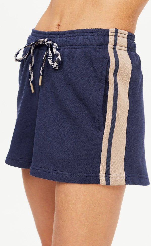 Cascade Zippy Short - Navy