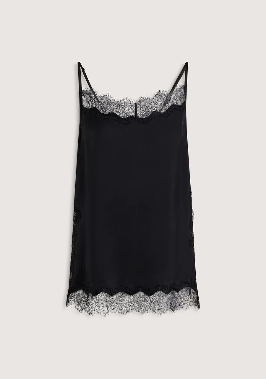 Novel Cami