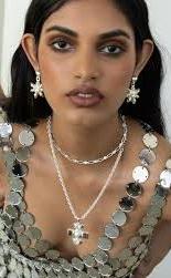 Pari Earrings - Silver